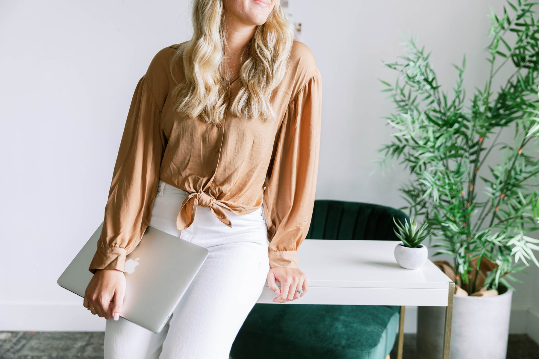 Blog - In the Classroom - Teaching with Short Stories: Your Helpful All-in-One Guide - teaching with short stories