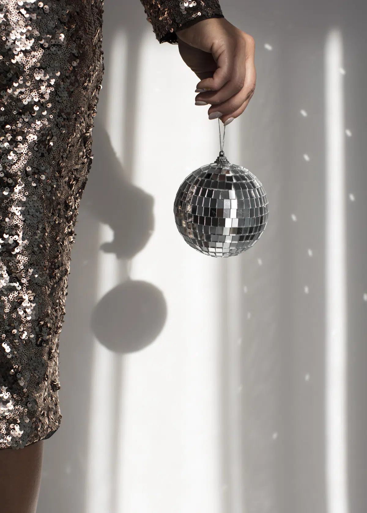 8 Entertaining YA Books About High School Dances