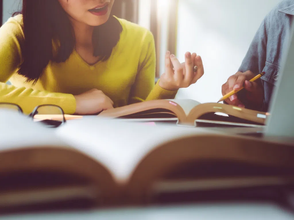 Blog - In the Classroom - A Perfect Match: Teaching Close Reading with Shakespeare - close reading