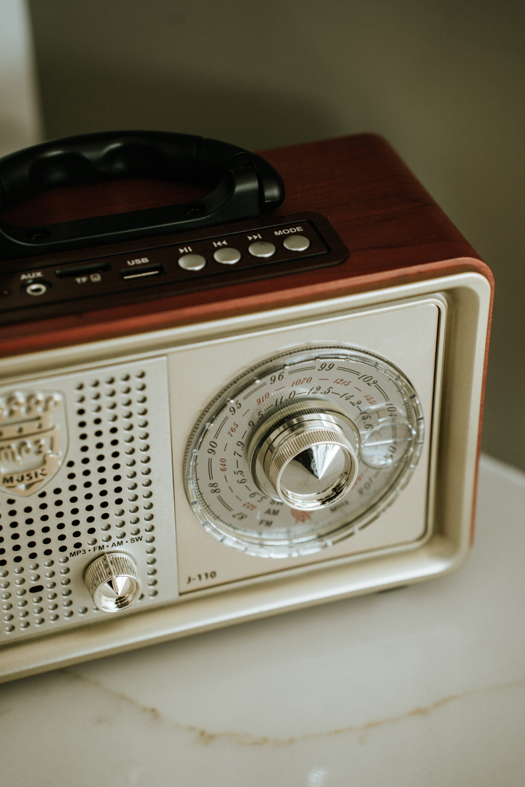 18 Dystopian Young Adult Novels That Will Make Your Students Think