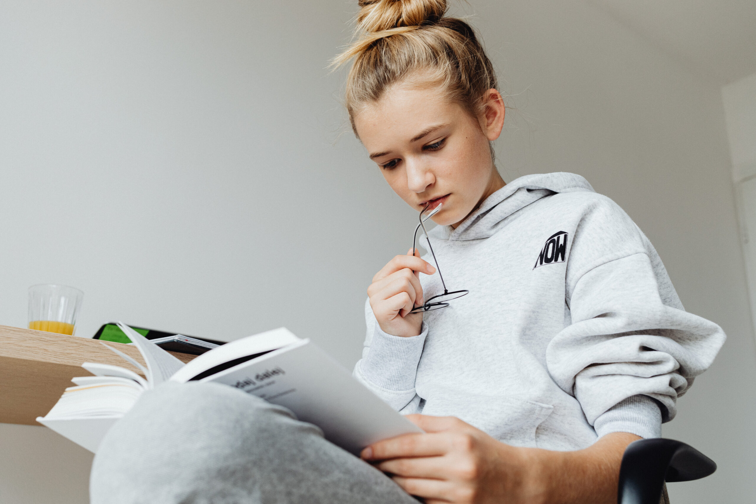 Blog - In the Classroom - The Reading Stamina Battle: Ideas for Secondary Teachers - reading stamina