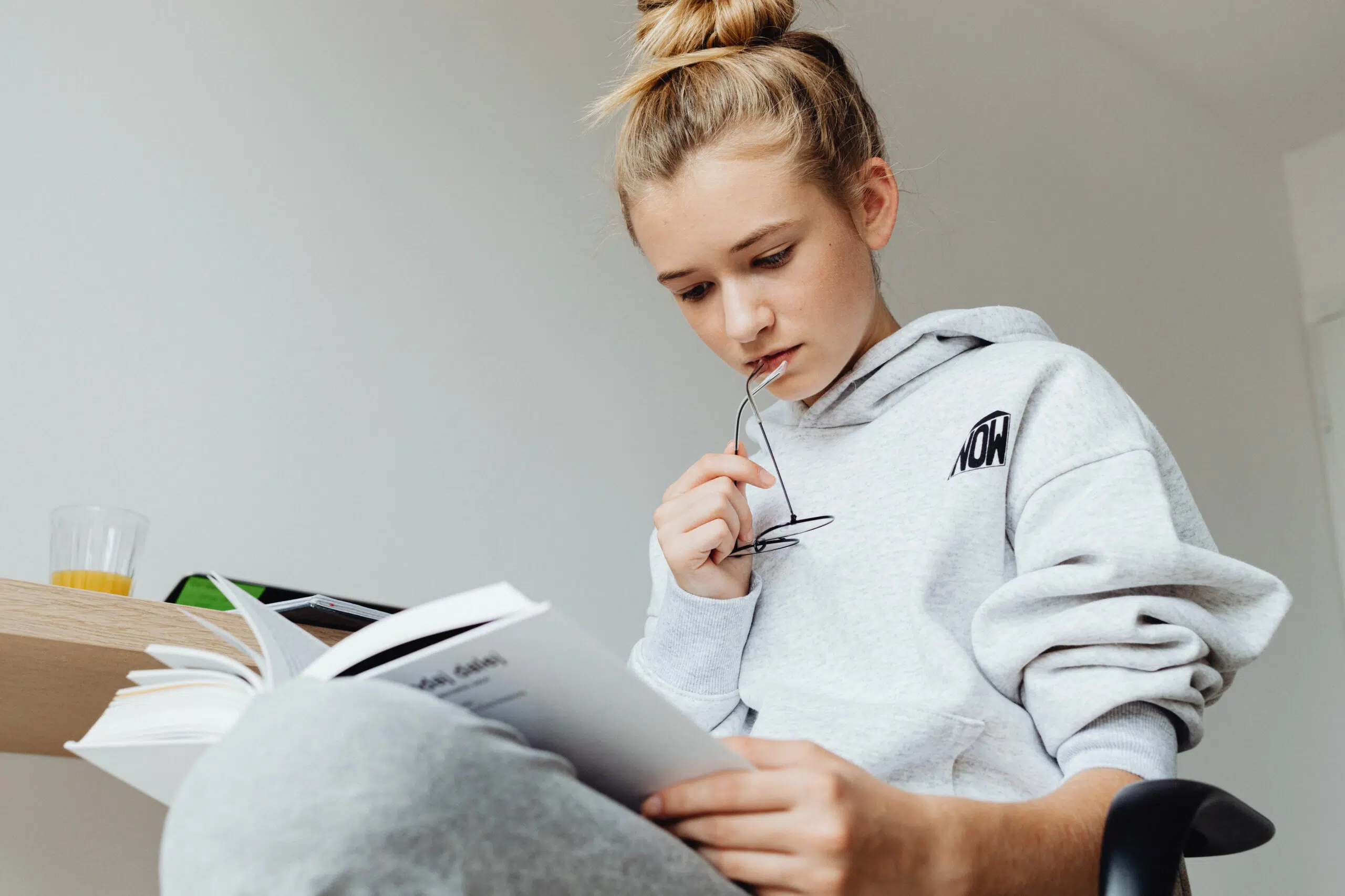 Blog - In the Classroom - The Reading Stamina Battle: Ideas for Secondary Teachers - reading stamina